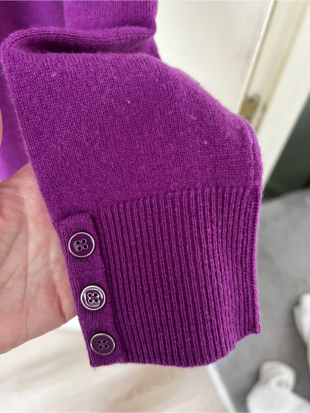 Talbots Pure Cashmere Sweater Purple Classic Chic Size Medium - Picture 3 of 9